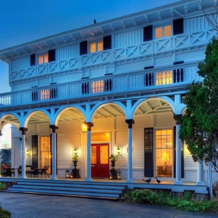 The Hamilton Hoppin House (Formerly Villa 120 Inn), Hotel in Newport East