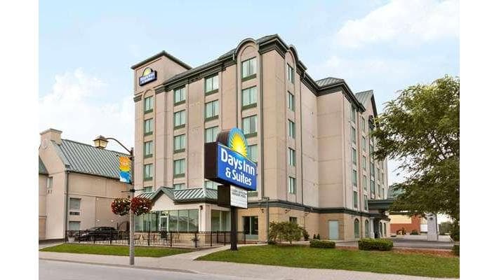 Days Inn by Wyndham Niagara Falls Centre St. By the Falls, Hotel in Niagara Falls