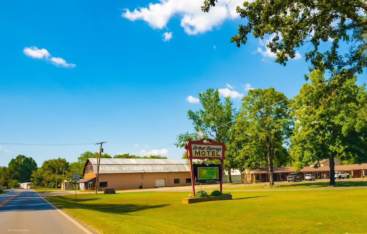 Arthur Murray's Motel, Hotel in Noel