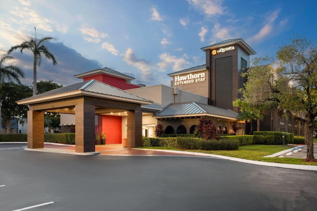Hawthorn Extended Stay by Wyndham Ft Lauderdale Cypress Crk, Hotel in North Andrews Gardens