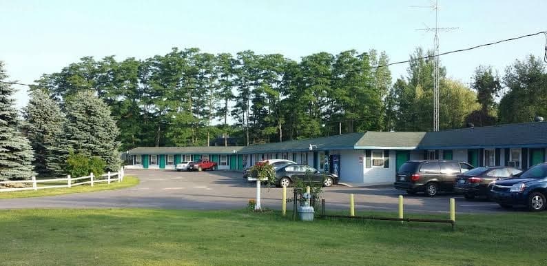 Northside Motel, Motel in North Muskegon