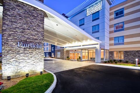 Fairfield by Marriott Inn & Suites Plymouth, Hotel in North Plymouth