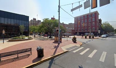Hotels near Castle Pond Dr, York, PA, Hotel in York