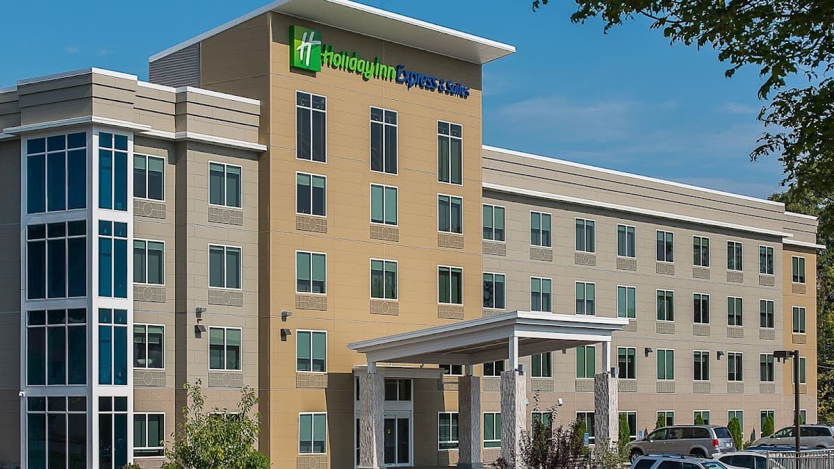 Holiday Inn Express & Suites Norwood-Boston Area by IHG, Hotel in Norwood