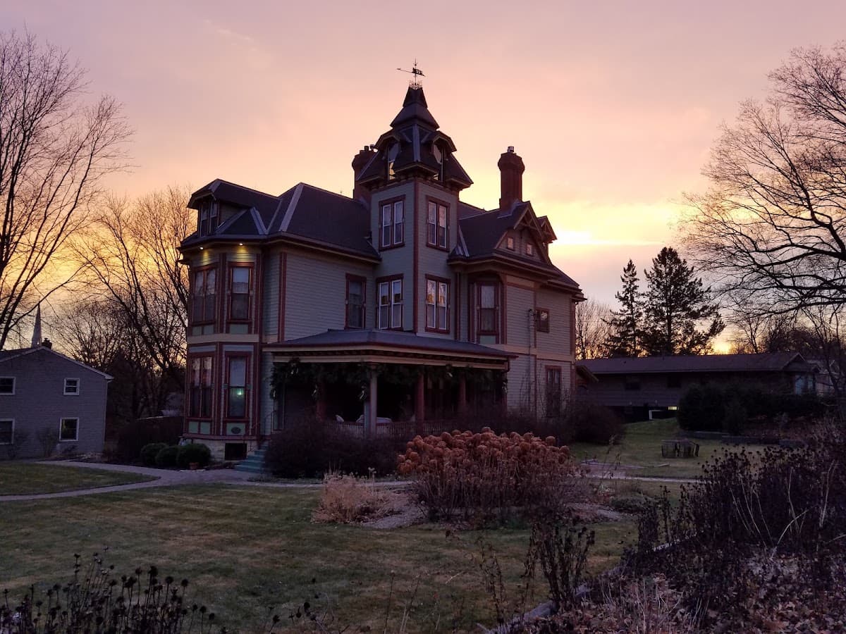 Ann Bean Mansion Bed & Breakfast, Hotel in Oak Park Heights