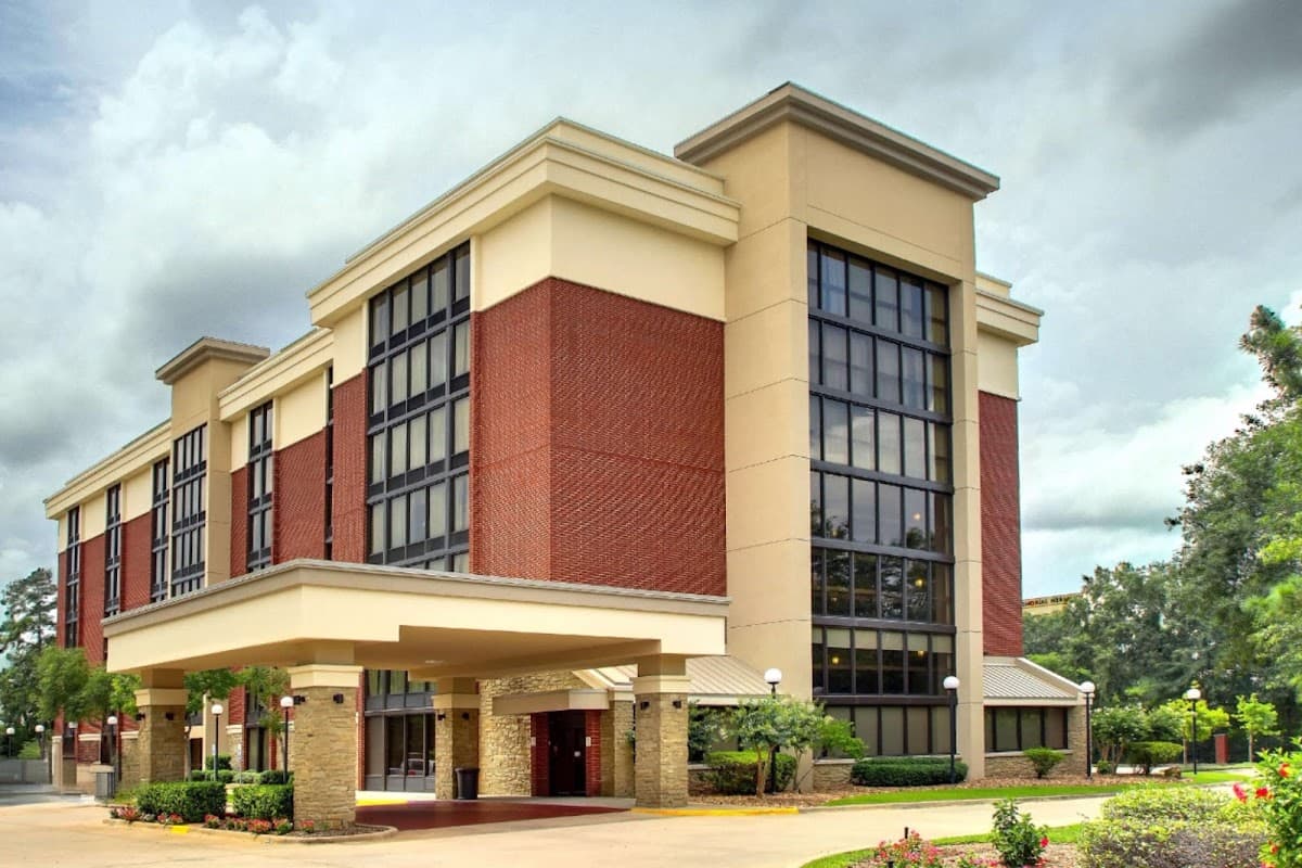 Heritage Inn & Suites The Woodlands, Trademark by Wyndham, Hotel in Oak Ridge North