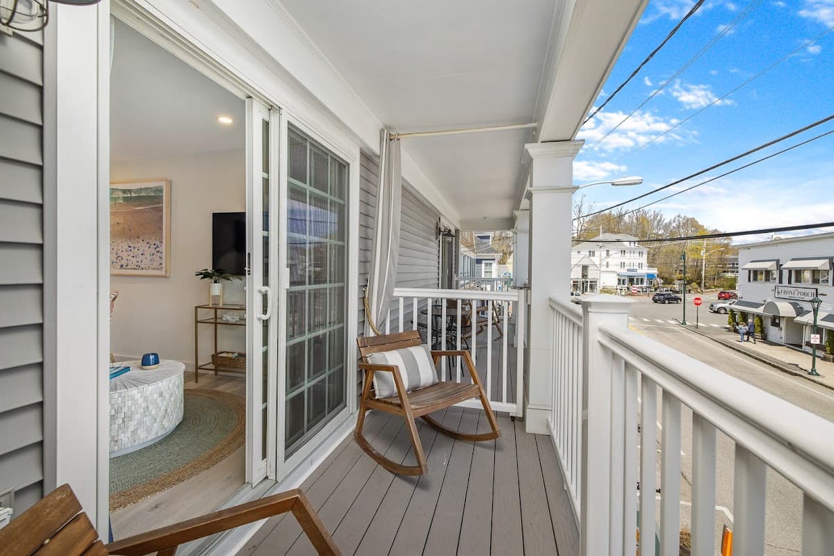 Twenty Shore Guest Suites, Hotel in Ogunquit