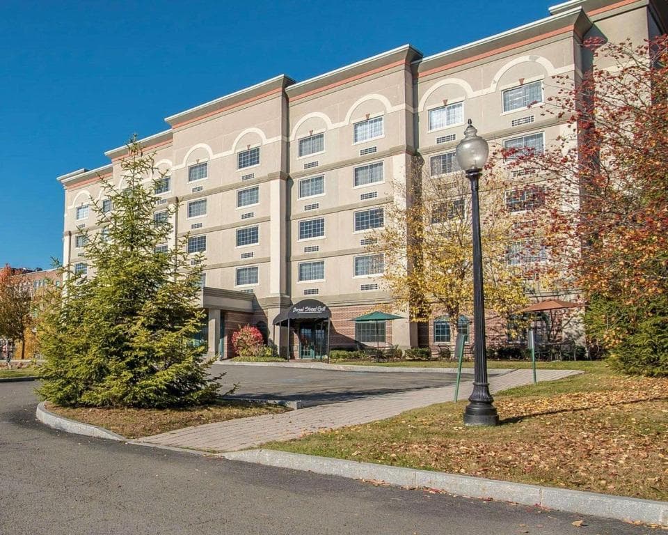 The Marx Hotel, Hotel in Oneonta