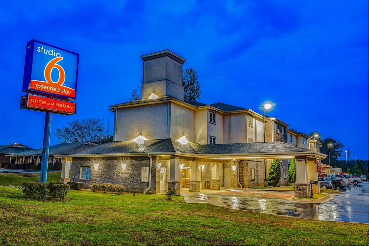 Studio 6 Opelika, AL - Auburn Al, Aparthotel in Opelika