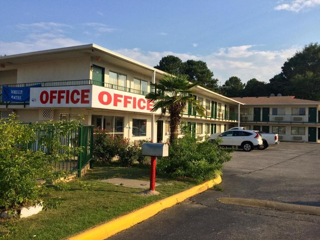 Carpet Inn, Motel in Opelika