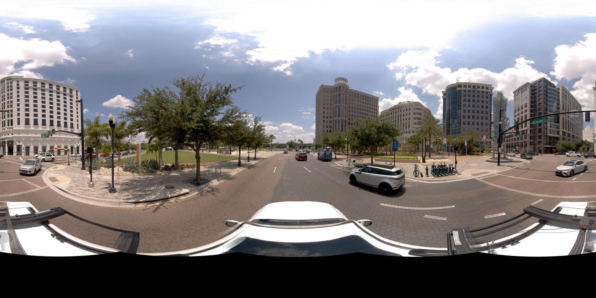 Street view near Sapphire Falls, Orlando — © Sitetour (CC BY-SA · Mapillary)