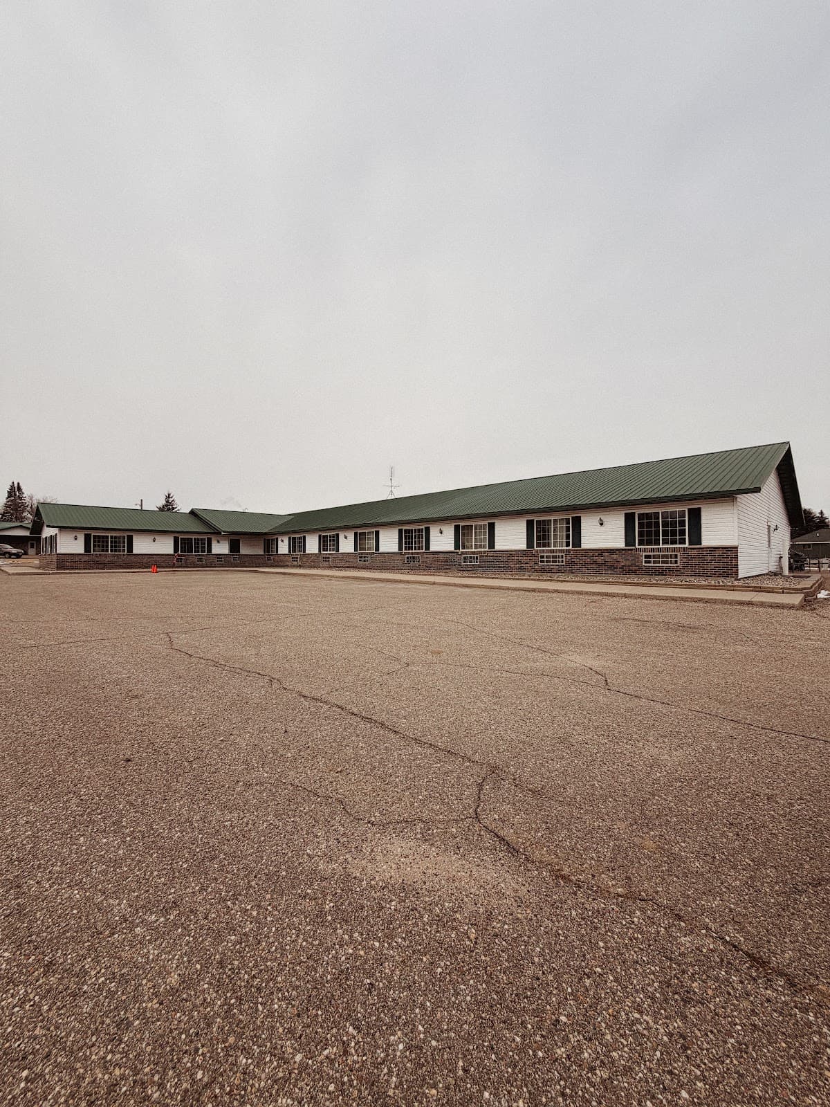 The Motel & Motor Lodge, Hotel in Osakis