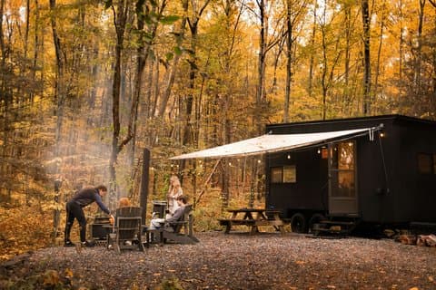 Postcard Cabins Starved Rock, Outdoor Collection by Marriott Bonvoy, Hotel in Ottawa