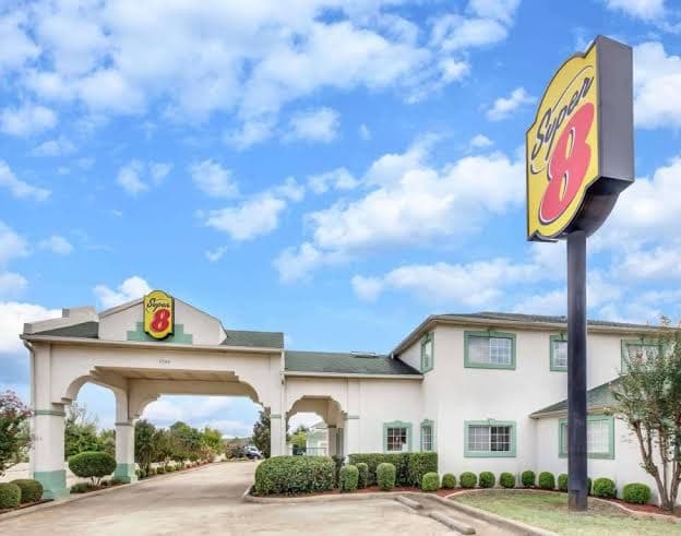 Premier Inn Palestine, Motel in Palestine