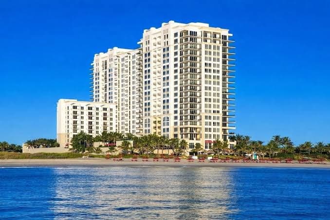Redone at Palm Beach Marriott resort and spa hotel, Resort in Palm Beach Shores