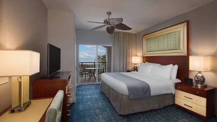 Marriott Ocean Pointe 2 BR Villa, Holiday Home in Palm Beach Shores
