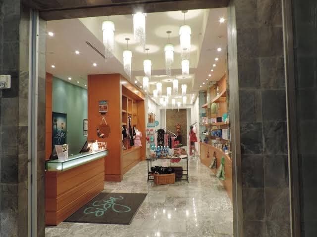 Palm Beach Marriott Resort Spa 2 bd/2ba On Beach Great Ocean View Now Available, Resort in Palm Beach Shores