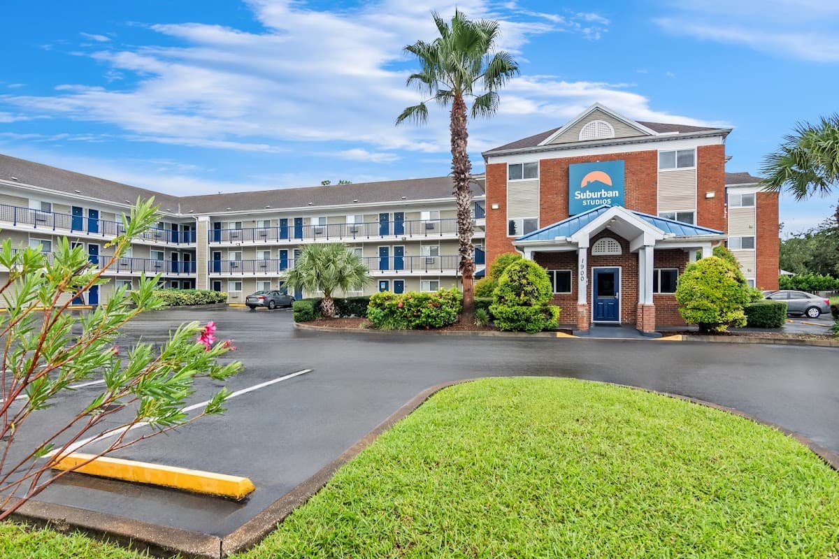 Suburban Studios Stuart near Federal Hwy 1, Aparthotel in Stuart