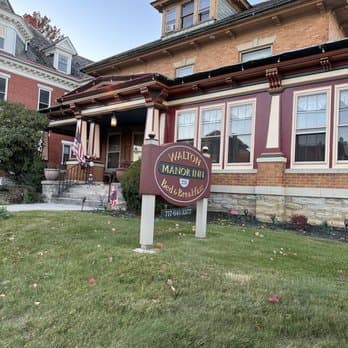 Walton Manor Inn Bed & Breakfast, Bed & Breakfast in Palmyra