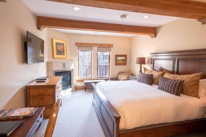 Four Bedroom Suite 4 Apartment Hotel by Redawning, Holiday Home in Park City