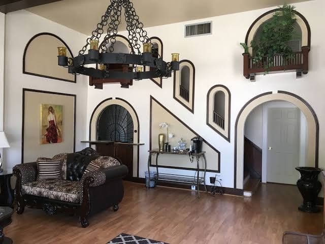 Hotel Burgess, Hotel in Reedley