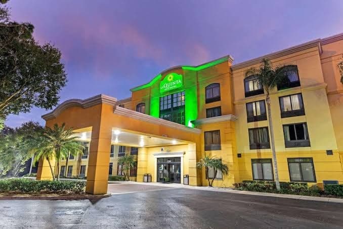 Comfort Inn & Suites Tampa North I-75, Hotel in Pebble Creek