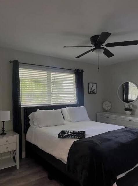 Tropical getaway 7 minutes from Hardrock hotel in Hollywood Florida, Hotel in Pembroke Pines