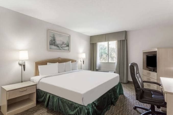 The Grand Inn, Hotel in Peoria