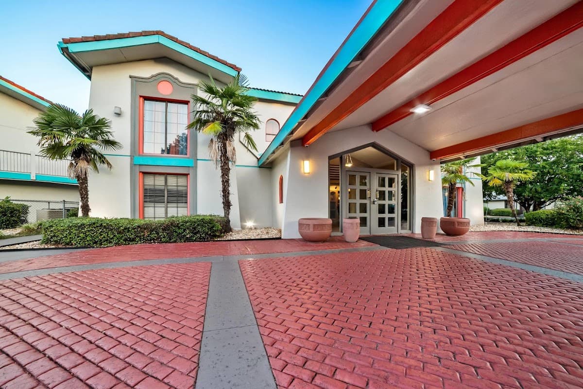 Howard Johnson by Wyndham Columbus Fort Moore, Hotel in Phenix City