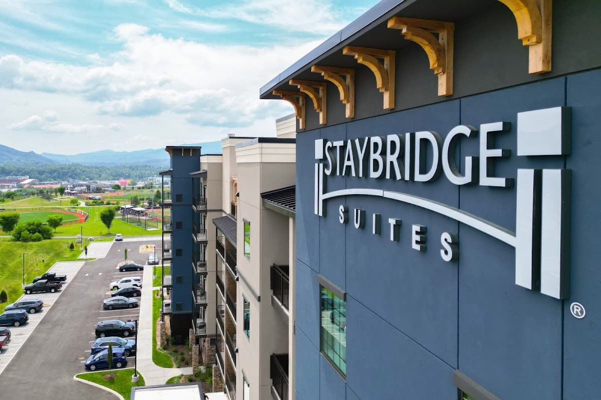 Staybridge Suites Pigeon Forge - Smoky Mtns by IHG, Aparthotel in Pigeon Forge