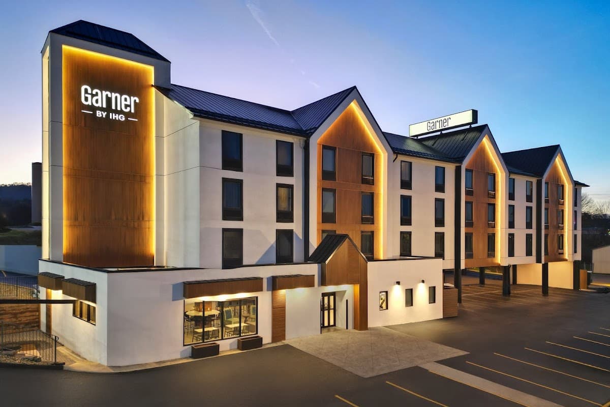 Garner Hotel Pigeon Forge Downtown by IHG, Hotel in Pigeon Forge