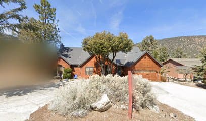 Heidi's Hideaway, Hotel in Pine Mountain Club