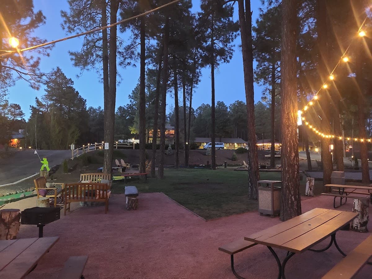 The Nook Pinetop, Hotel in Pinetop-Lakeside