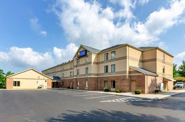 Comfort Inn & Suites Christiansburg I-81, Hotel in Plum Creek