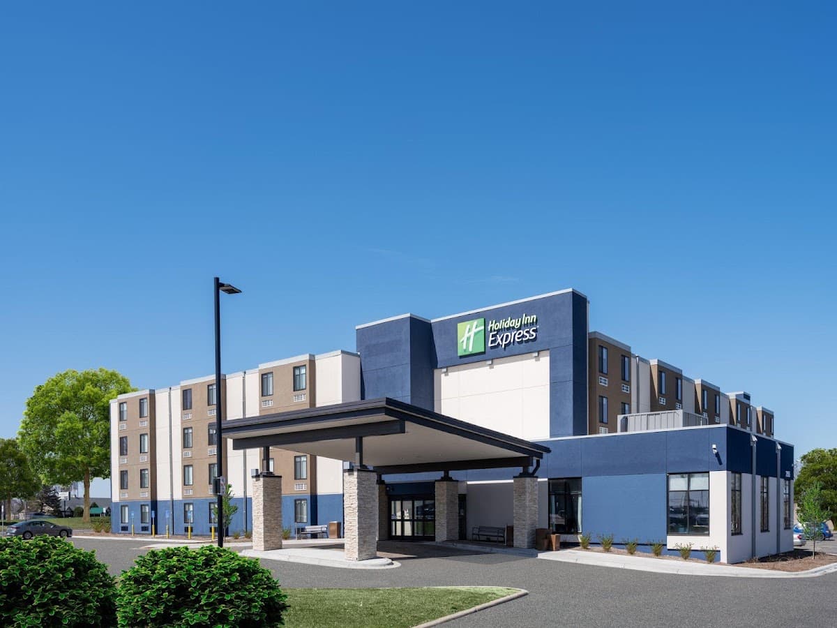 Holiday Inn Express Minneapolis West - Plymouth by IHG, Hotel in Plymouth