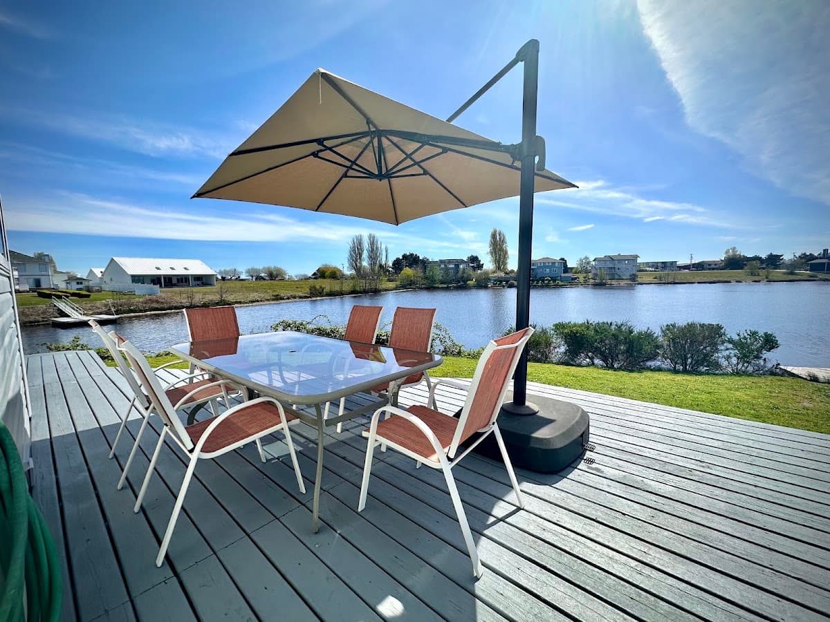 Ocean View Villa & Wellness, Lodge in Point Roberts