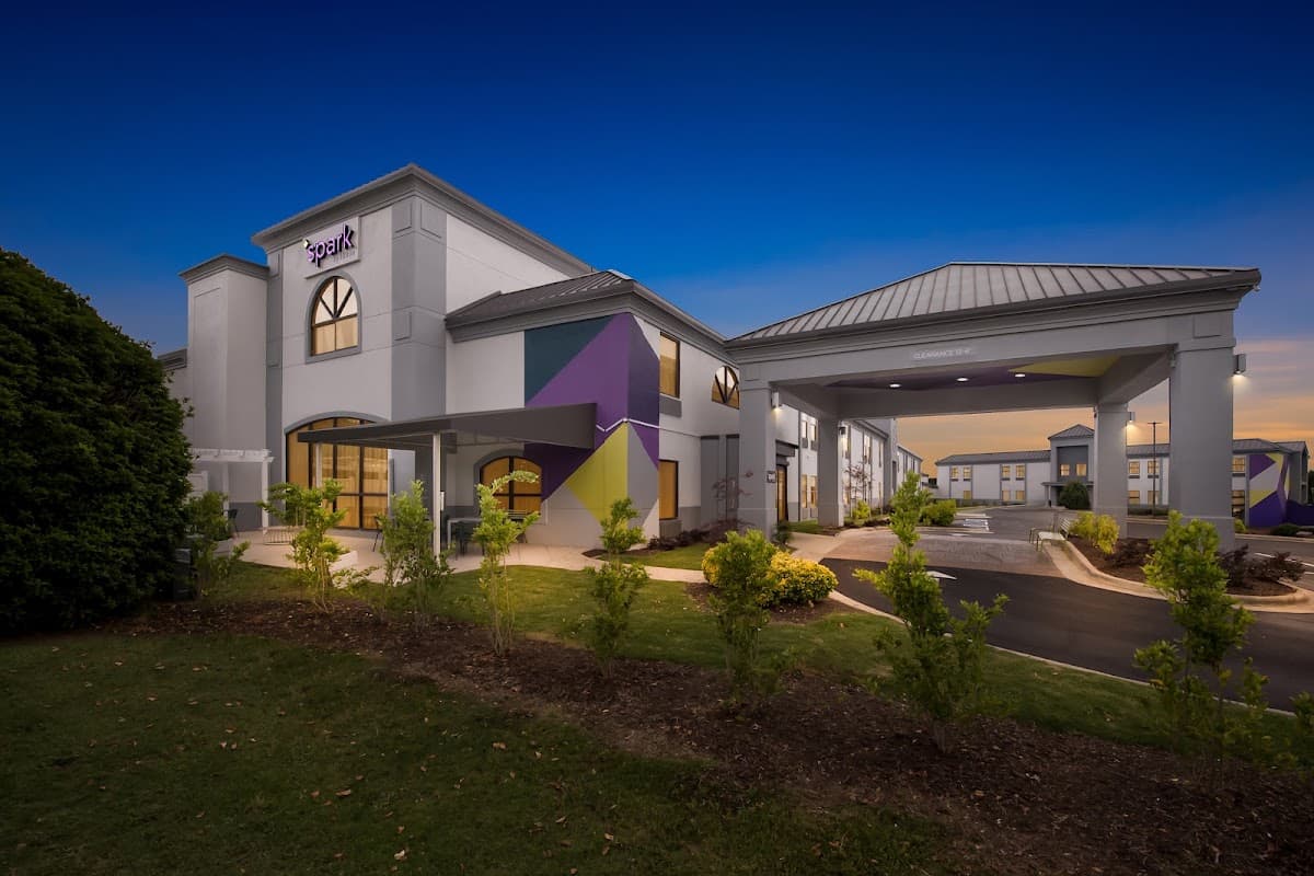 Spark by Hilton Spring Lake Fayetteville, Hotel in Spring Lake