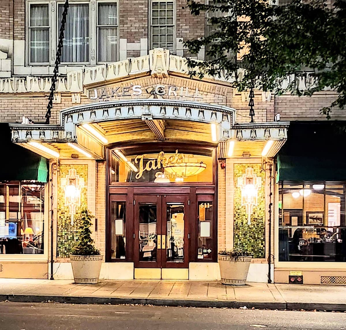 The Governor Hotel, Hotel in Portland
