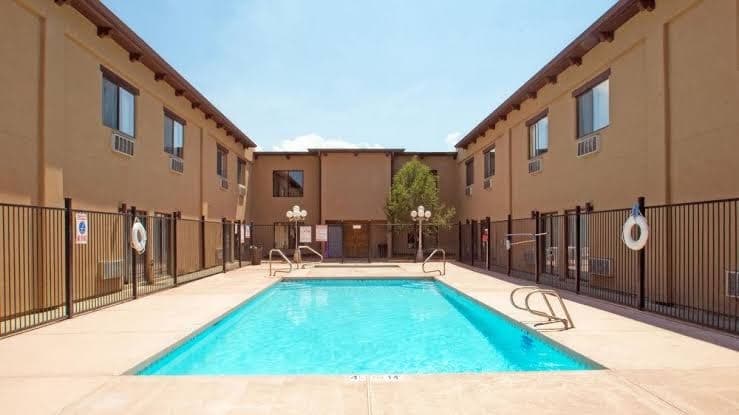 Sagebrush Inn & Suites, Hotel in Ranchos de Taos