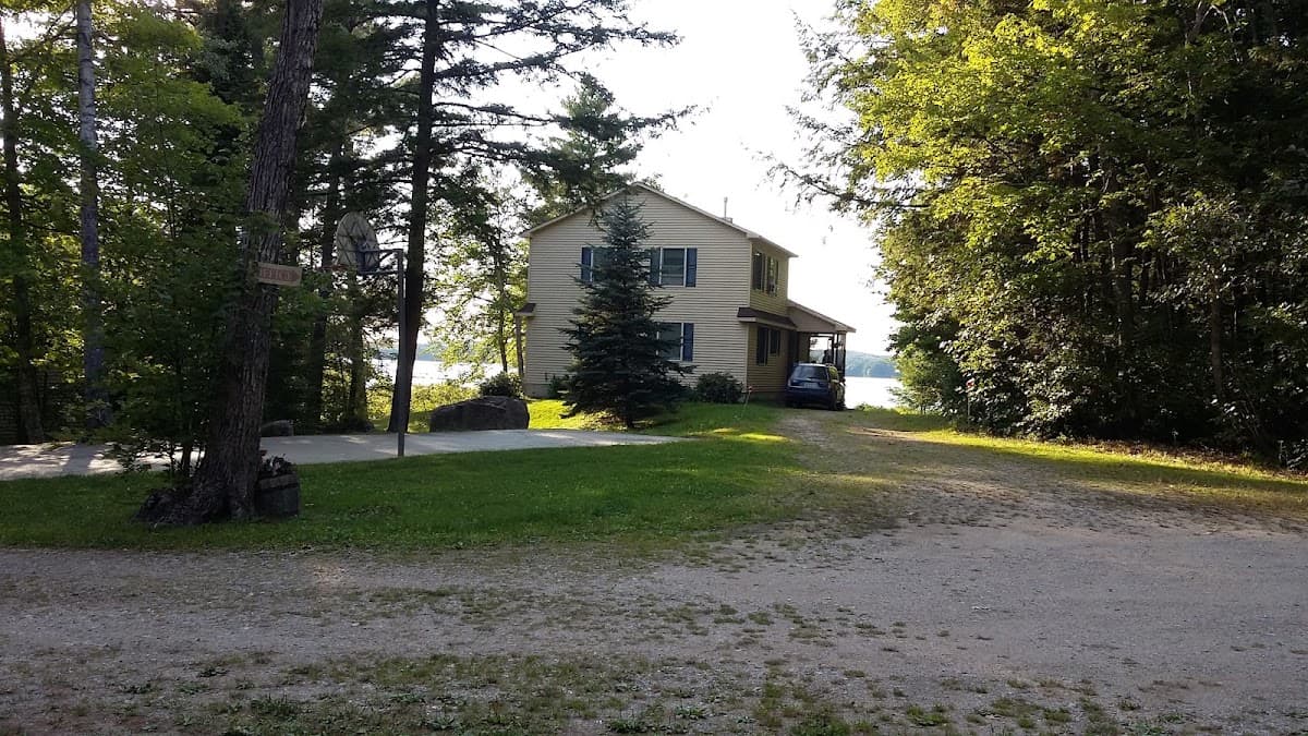 Nash Cabins, Hotel in Raymond