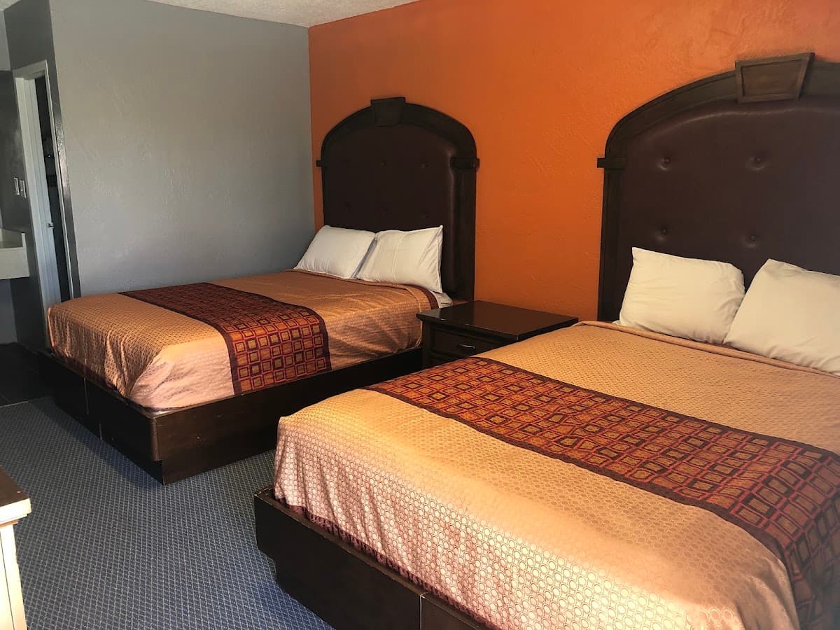 Executive Inn & Suites, Motel in Raytown