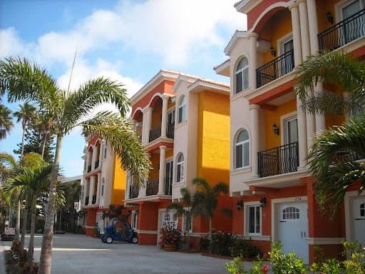 Beach and Bay Townhomes, Hotel in Redington Shores