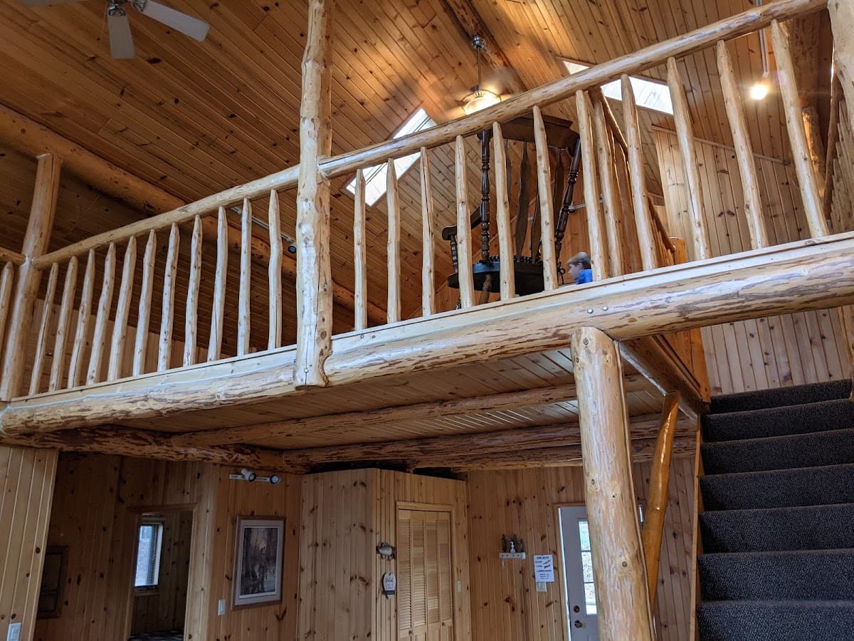 Oaken Bucket Resort, Resort in Rhinelander