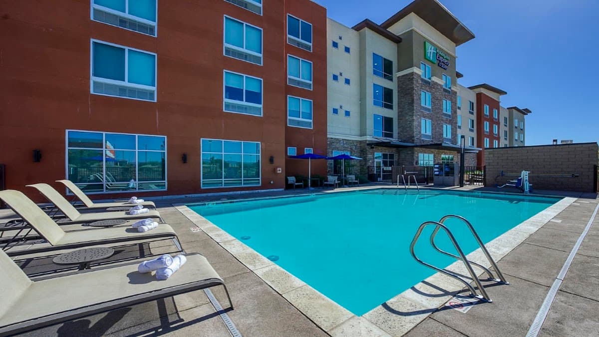 Holiday Inn Express & Suites Ridgecrest - China Lake by IHG, Hotel in Ridgecrest
