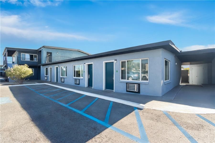 Suburban Studios Ridgecrest near China Lake Naval Station, Aparthotel in Ridgecrest