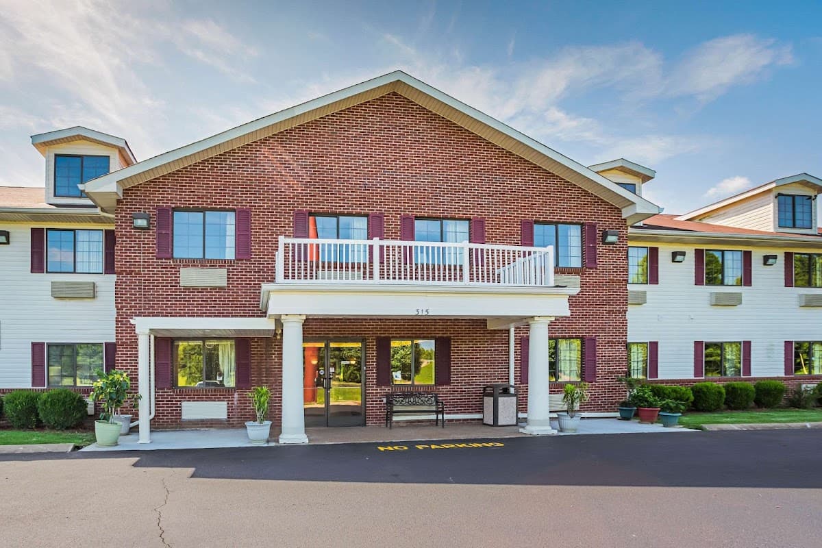 Econo Lodge Inn & Suites Ripley, Hotel in Ripley