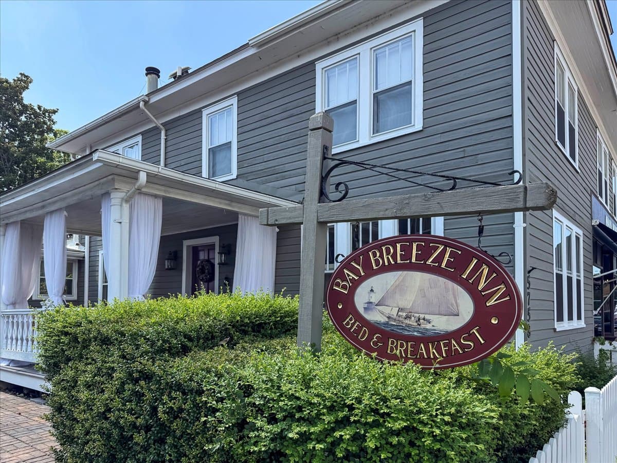 Bay Breeze Inn II, Hotel in Rock Hall
