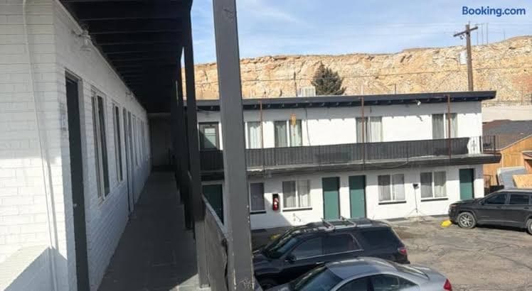 Mint motel - Entire Place, Motel in Rock Springs