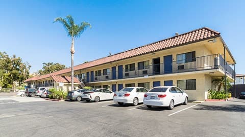 Motel 6 Riverside, CA - UCR East, Hotel in Highgrove