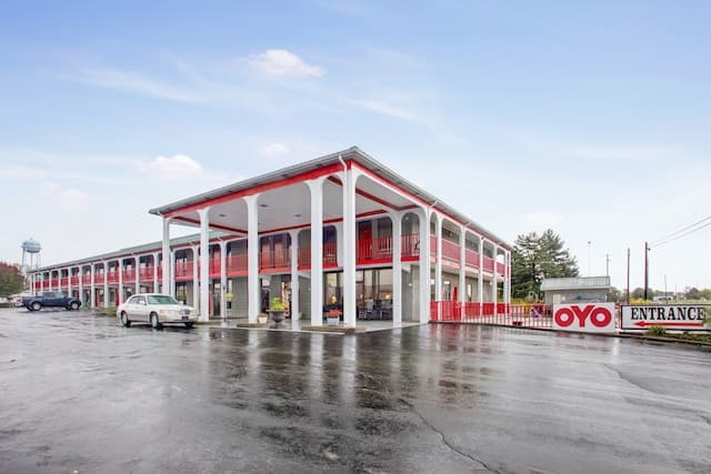 OYO Hotel Cumberland Hwy 127 KY, Hotel in Russell Springs